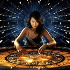 vip77 Live Baccarat ကတ်ဂိမ်း real dealer နှင့် ကစားနေသော screen